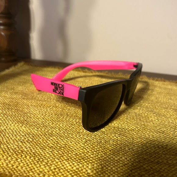 New Kids On The Block Jacket - Picture 5 of 5